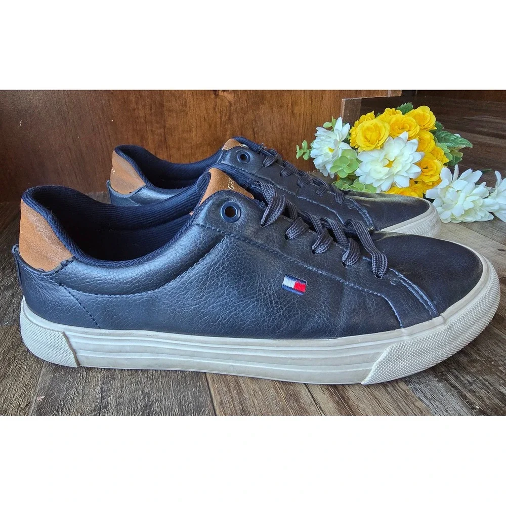 Tommy Hilfiger Men's Navy Leather Low Top Sneakers Casual Shoes Size US 7 EUR 39